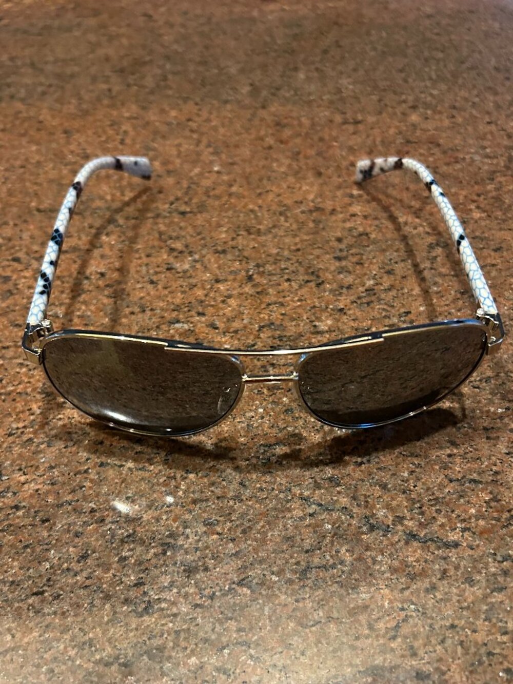Mirrored Silver Rims Sunglasses - NWOT